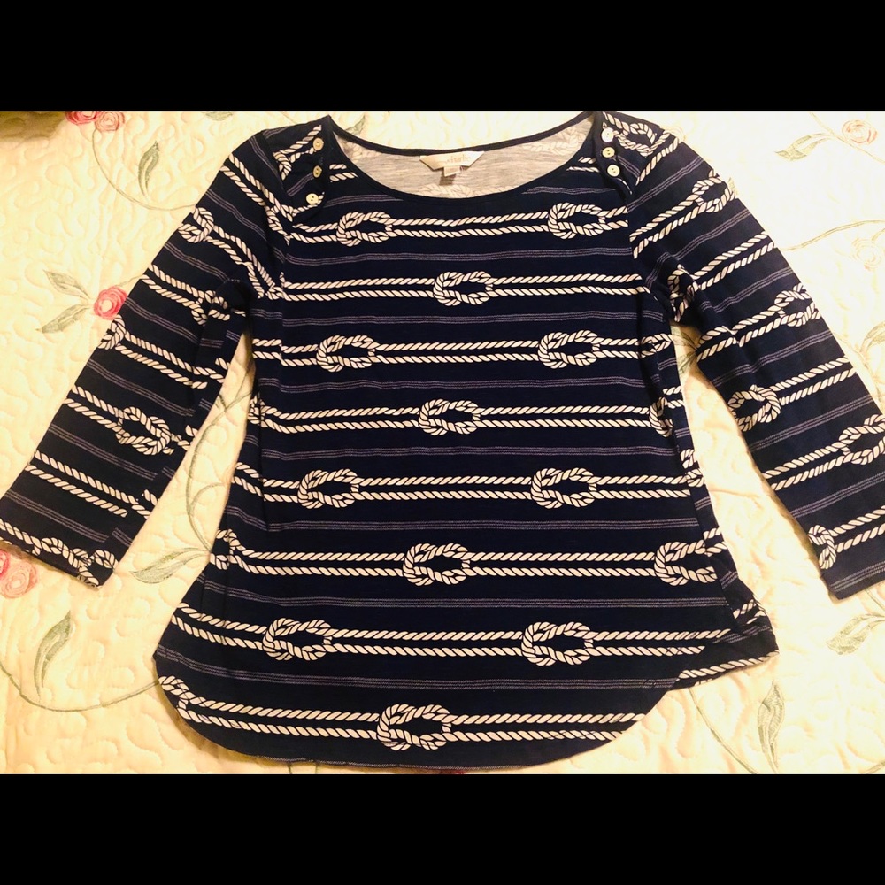 Woman’s blouse